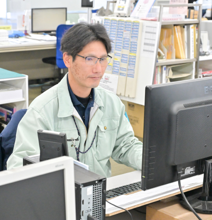 作図・設計担当スタッフのインタビュー1
